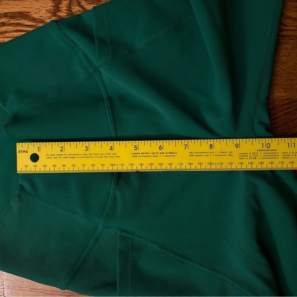 Wilo the Label Green Ribbed High Rise 7/8 Leggings - Picture 8 of 8